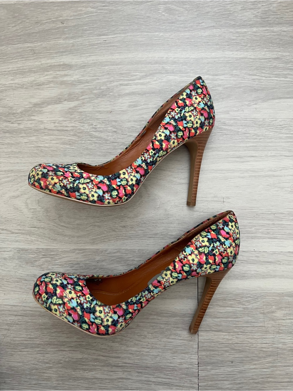 Jessica Simpson Floral Platform Pumps Multicolor High Heels Size 8.5